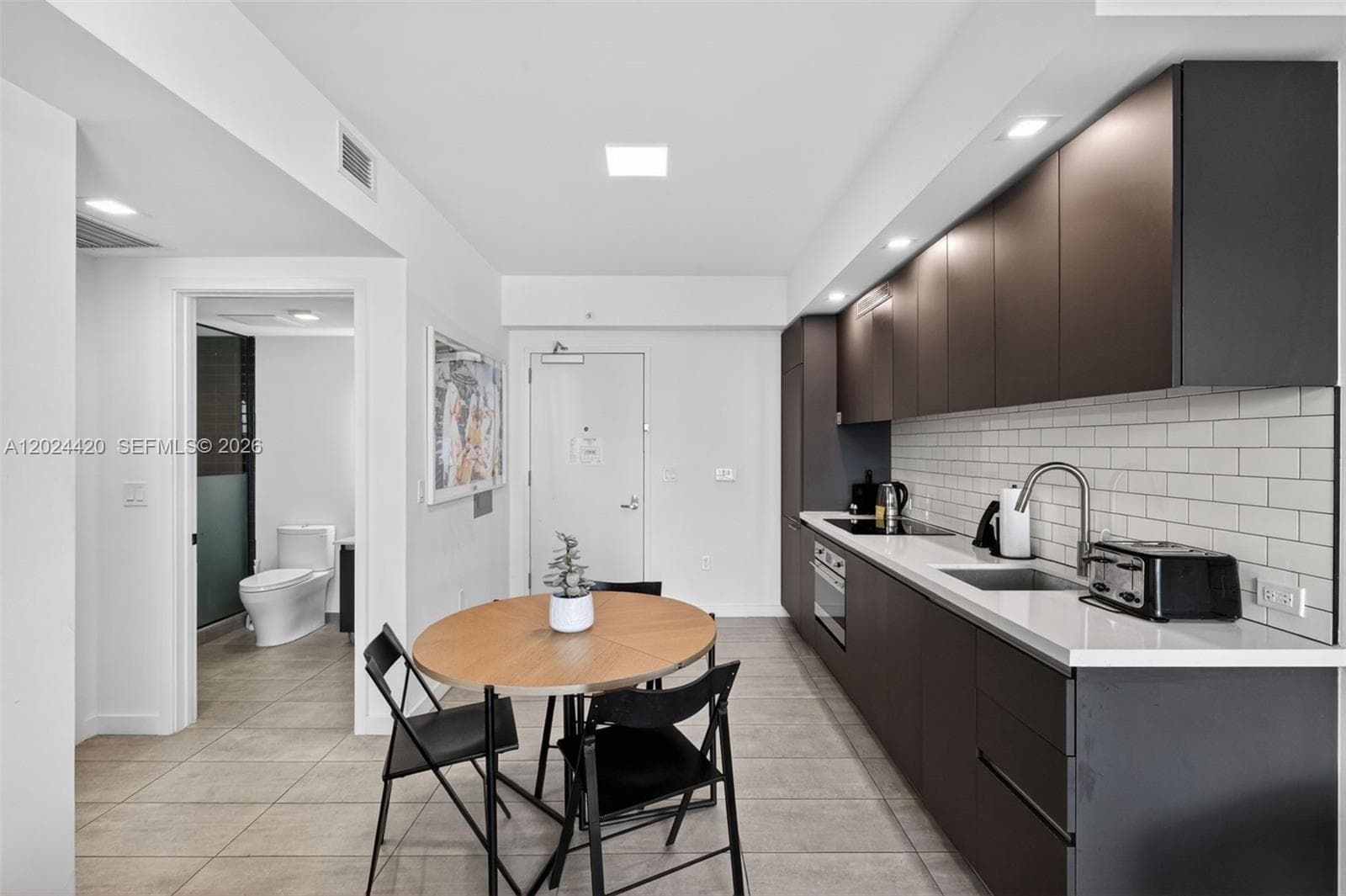 227 NE 2nd St # 2805, Miami FL 33132 — 8