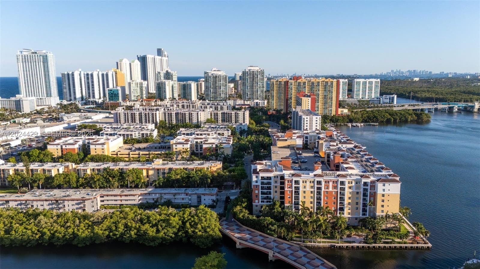 17145 N Bay Rd # 4204, Sunny Isles Beach FL 33160 — 52