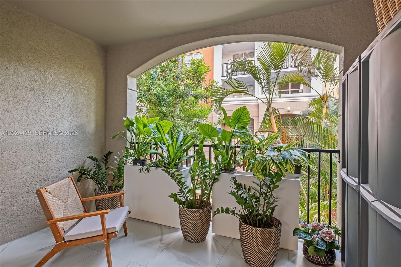 17145 N Bay Rd # 4204, Sunny Isles Beach FL 33160 — 34