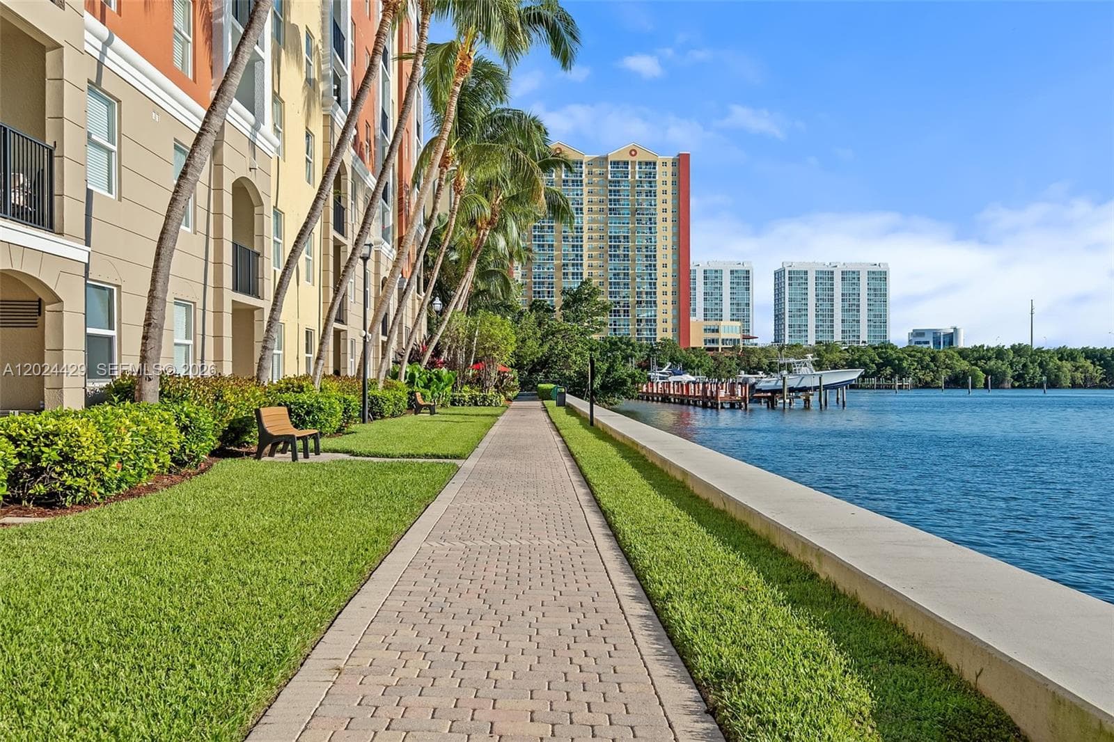 17145 N Bay Rd # 4204, Sunny Isles Beach FL 33160 — 40