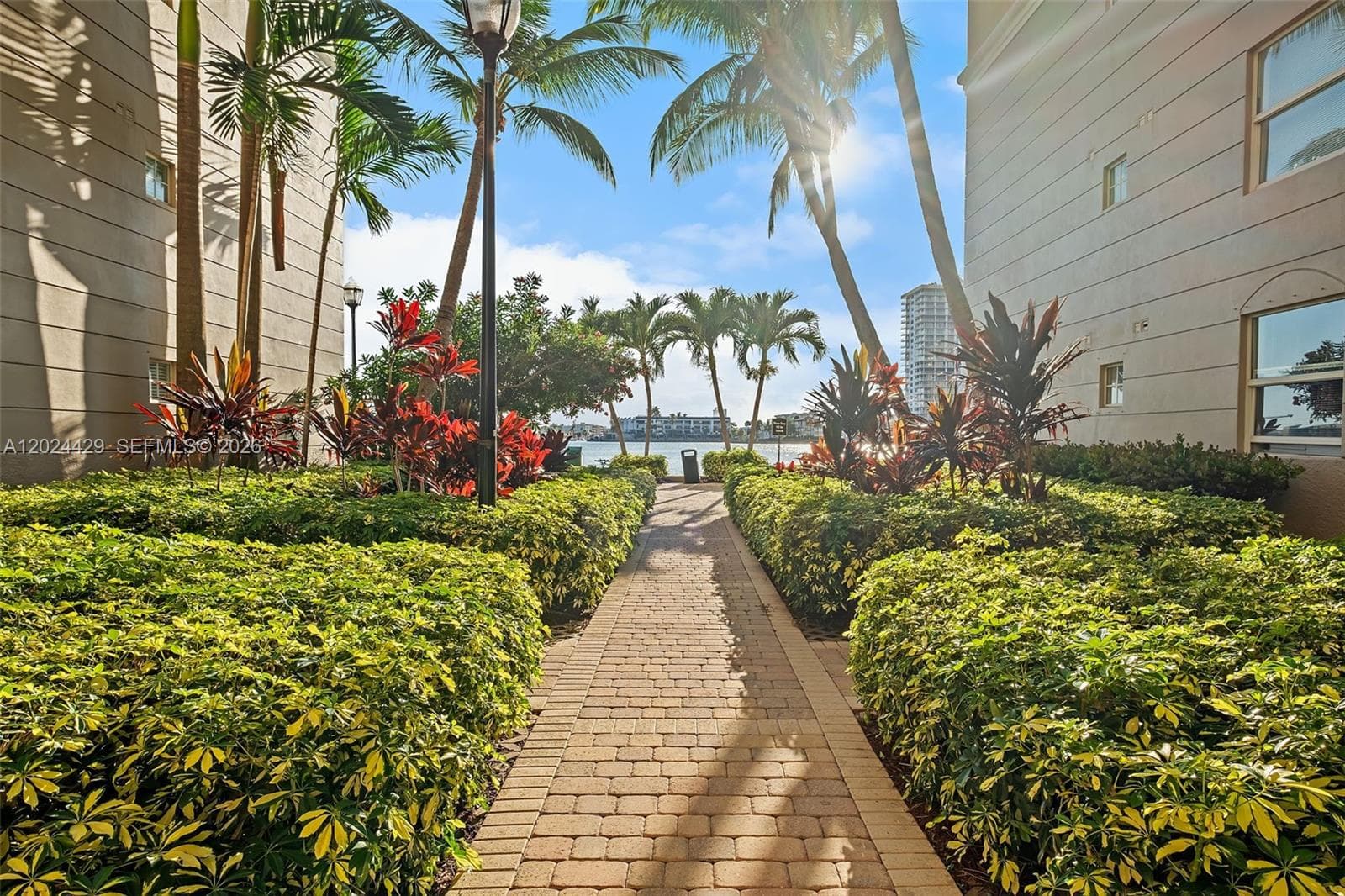 17145 N Bay Rd # 4204, Sunny Isles Beach FL 33160 — 39