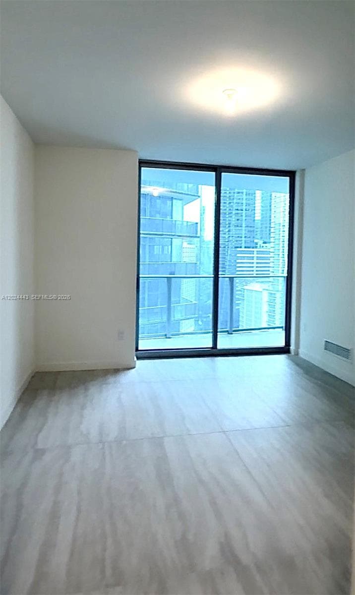 77 SE 5th st # 2305, Miami FL 33131 — 12