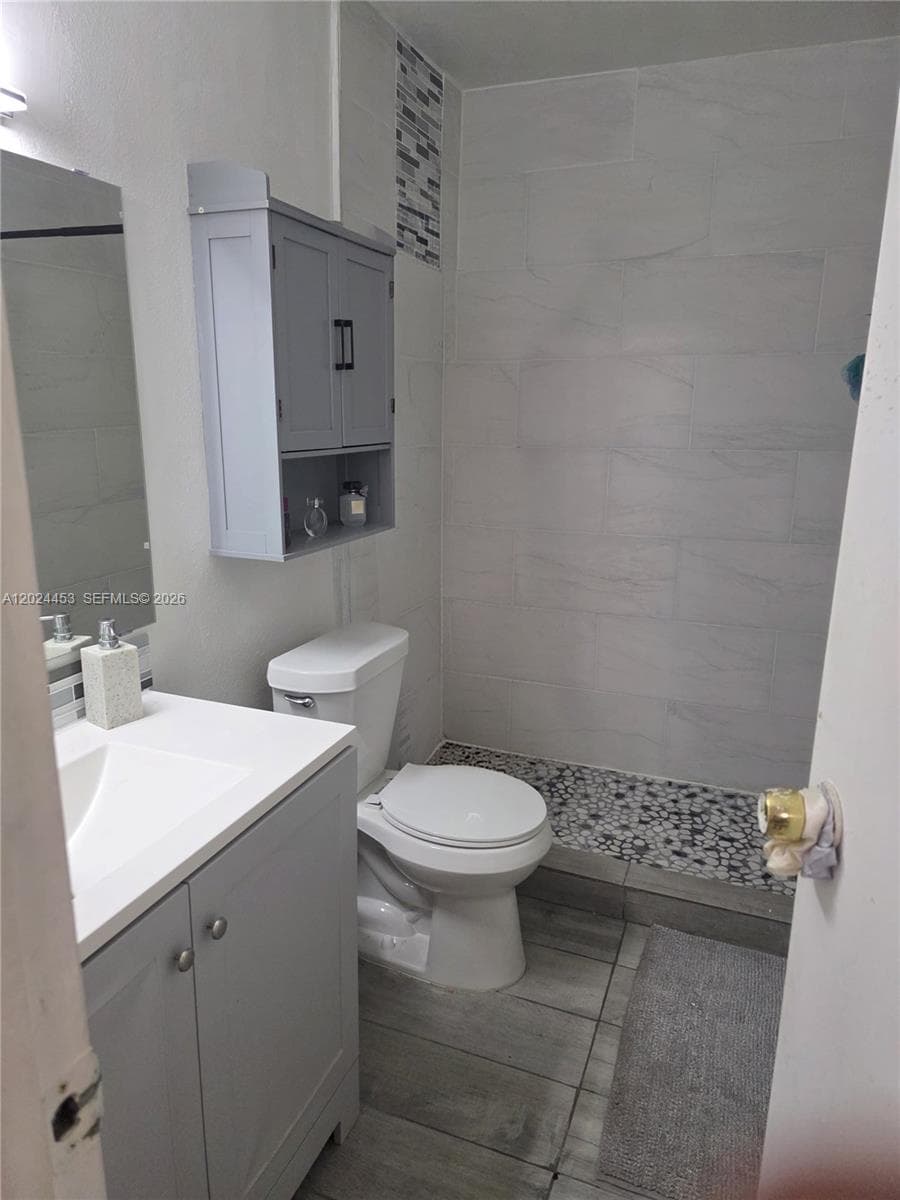 17901 NW 68th Ave # T201, Hialeah FL 33015 — 16