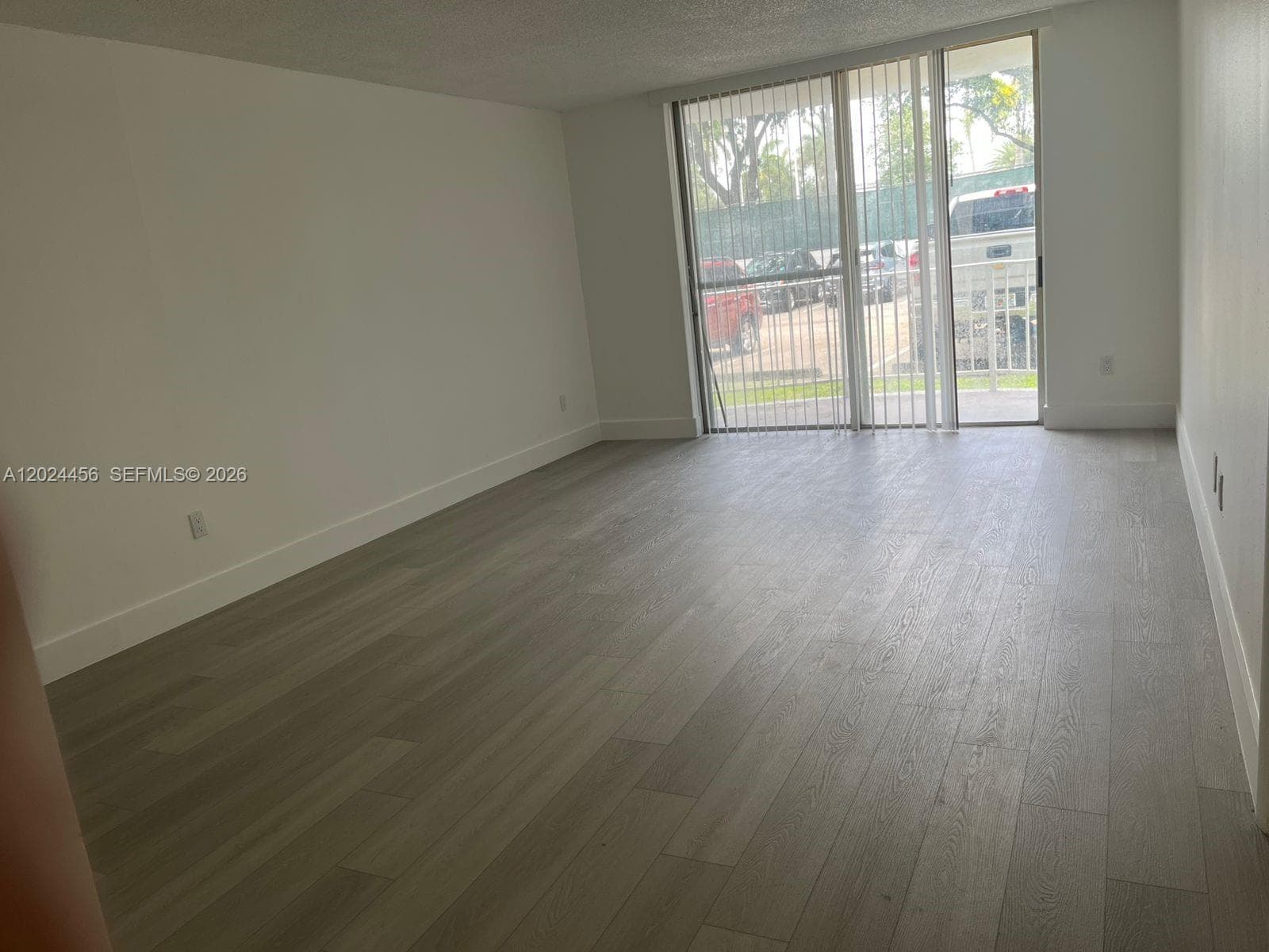 484 NW 165th St Rd # 111, Miami FL 33169 — 36