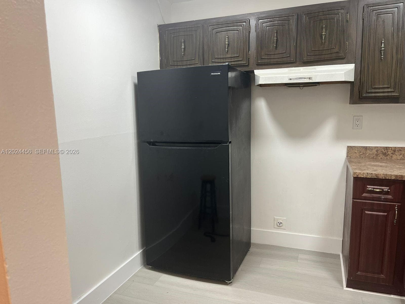 484 NW 165th St Rd # 111, Miami FL 33169 — 40