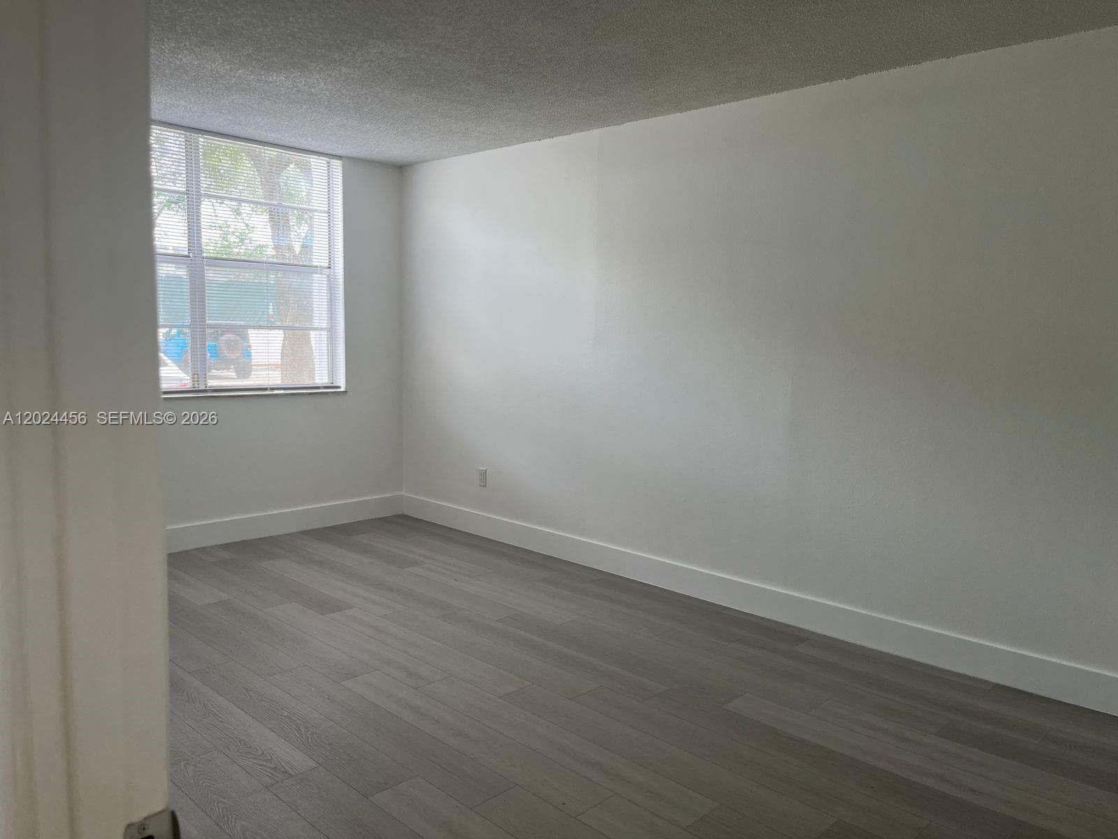 484 NW 165th St Rd # 111, Miami FL 33169 — 39