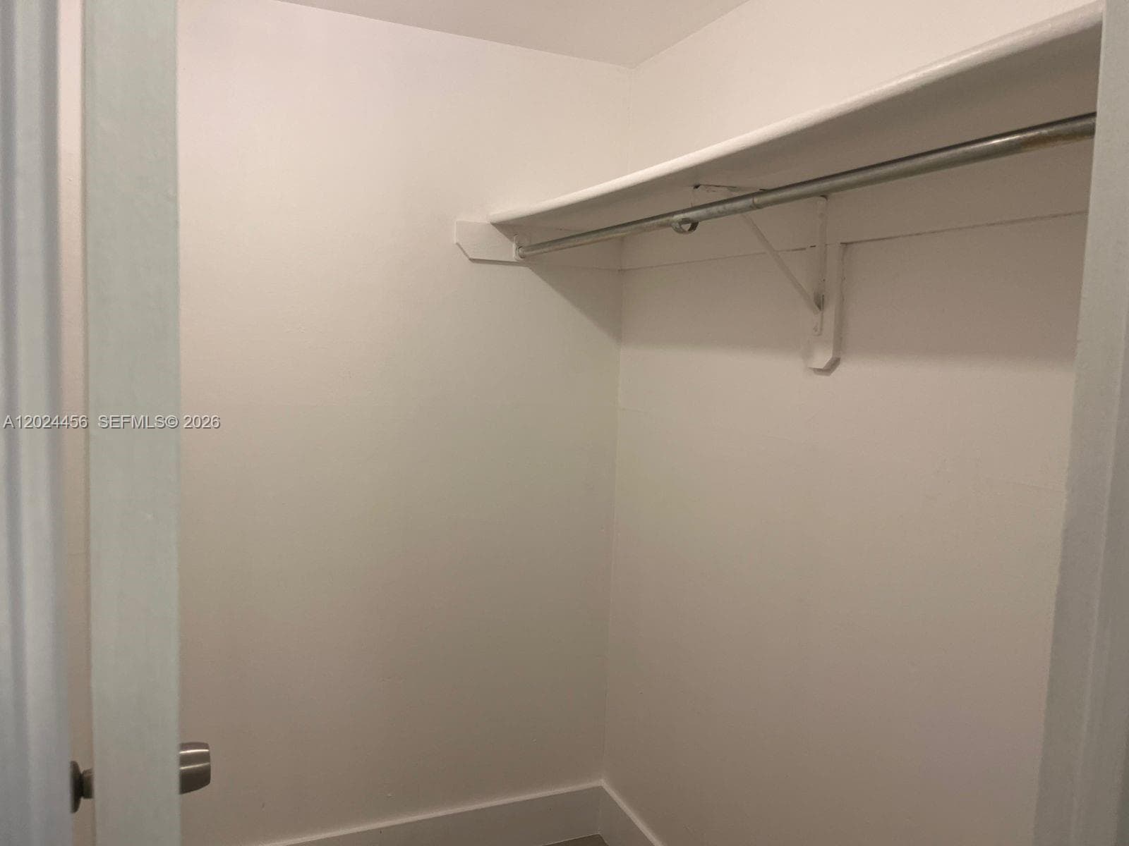 484 NW 165th St Rd # 111, Miami FL 33169 — 29