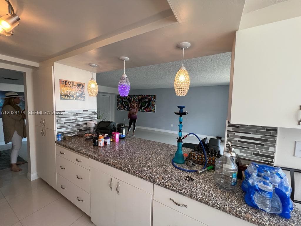 18061 Biscayne Blvd # 1404, Aventura FL 33160 — 9