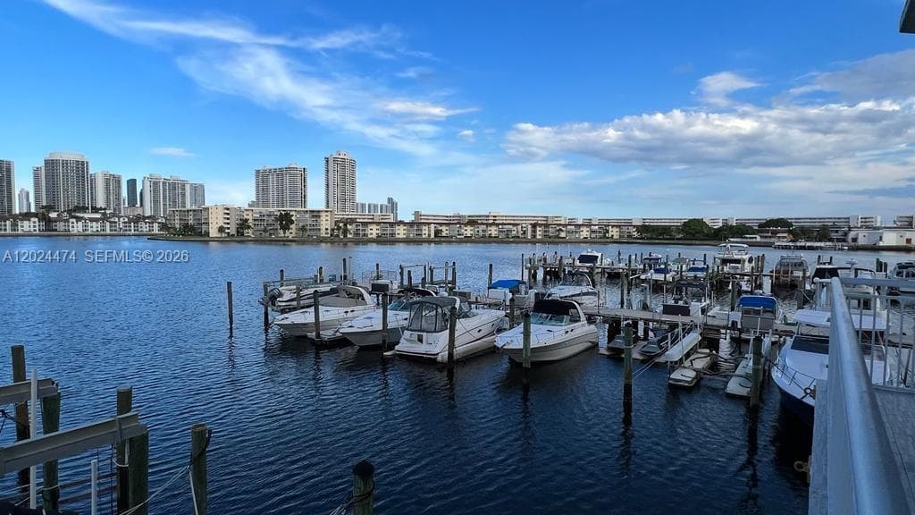 18061 Biscayne Blvd # 1404, Aventura FL 33160 — 18