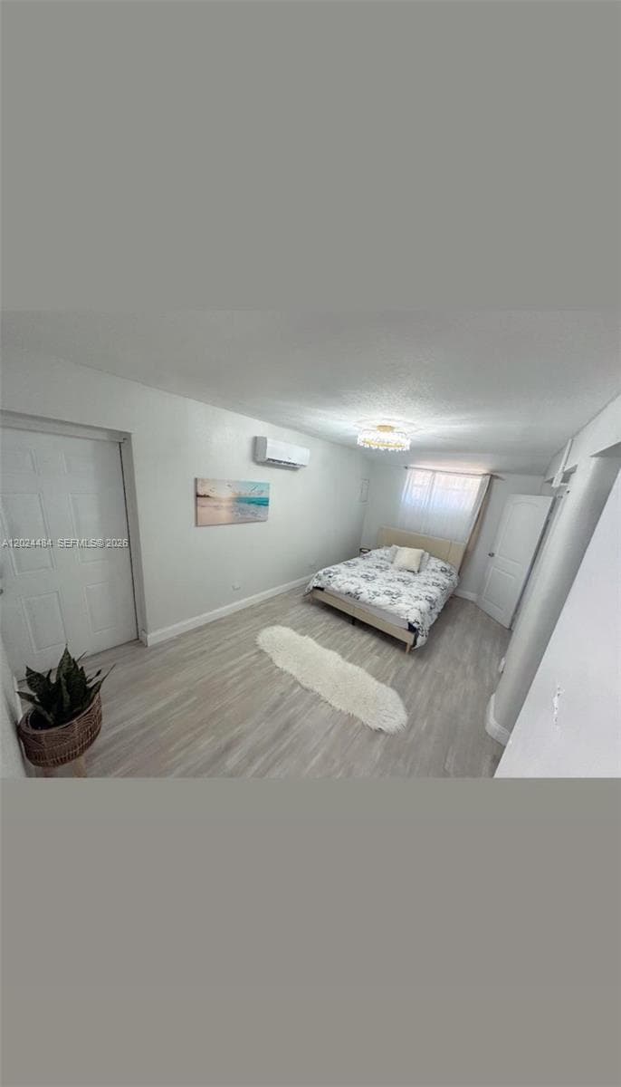950 NE 127th St # 1, North Miami FL 33161 — 5
