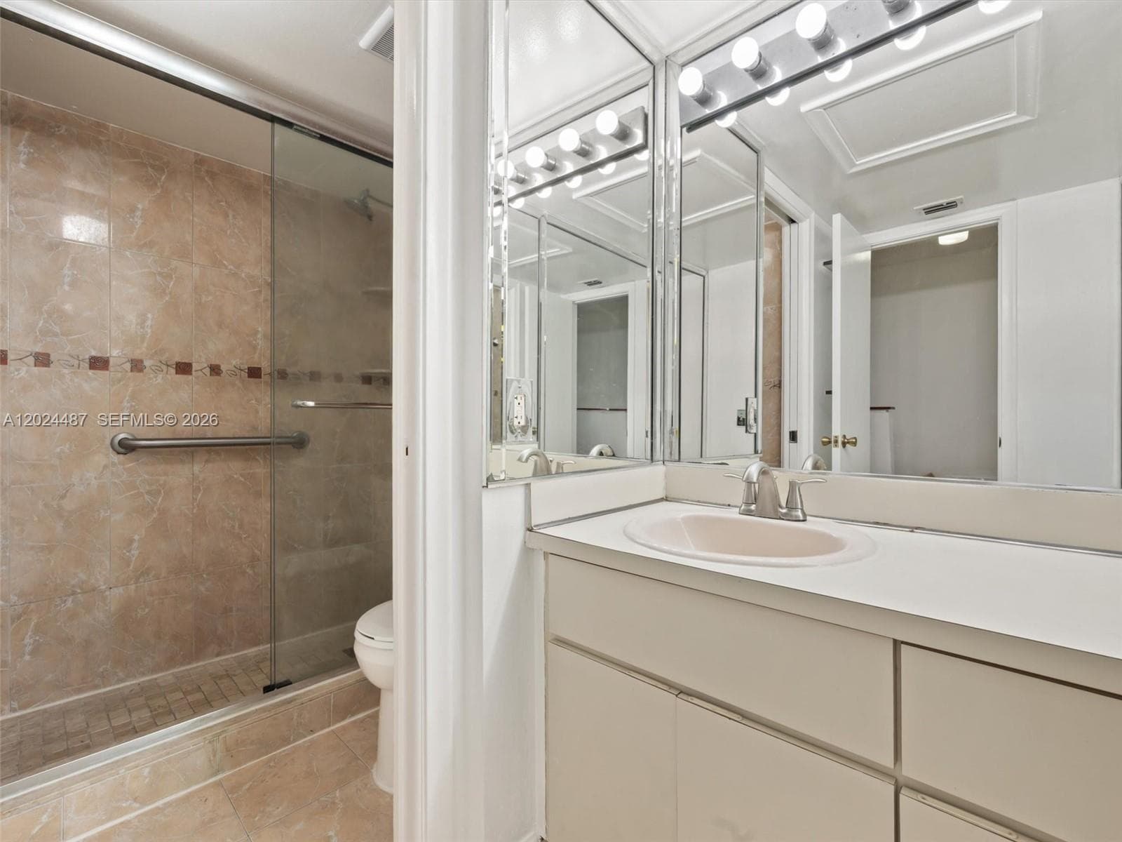 5437 W 21st Ave # 51, Hialeah FL 33016 — 24