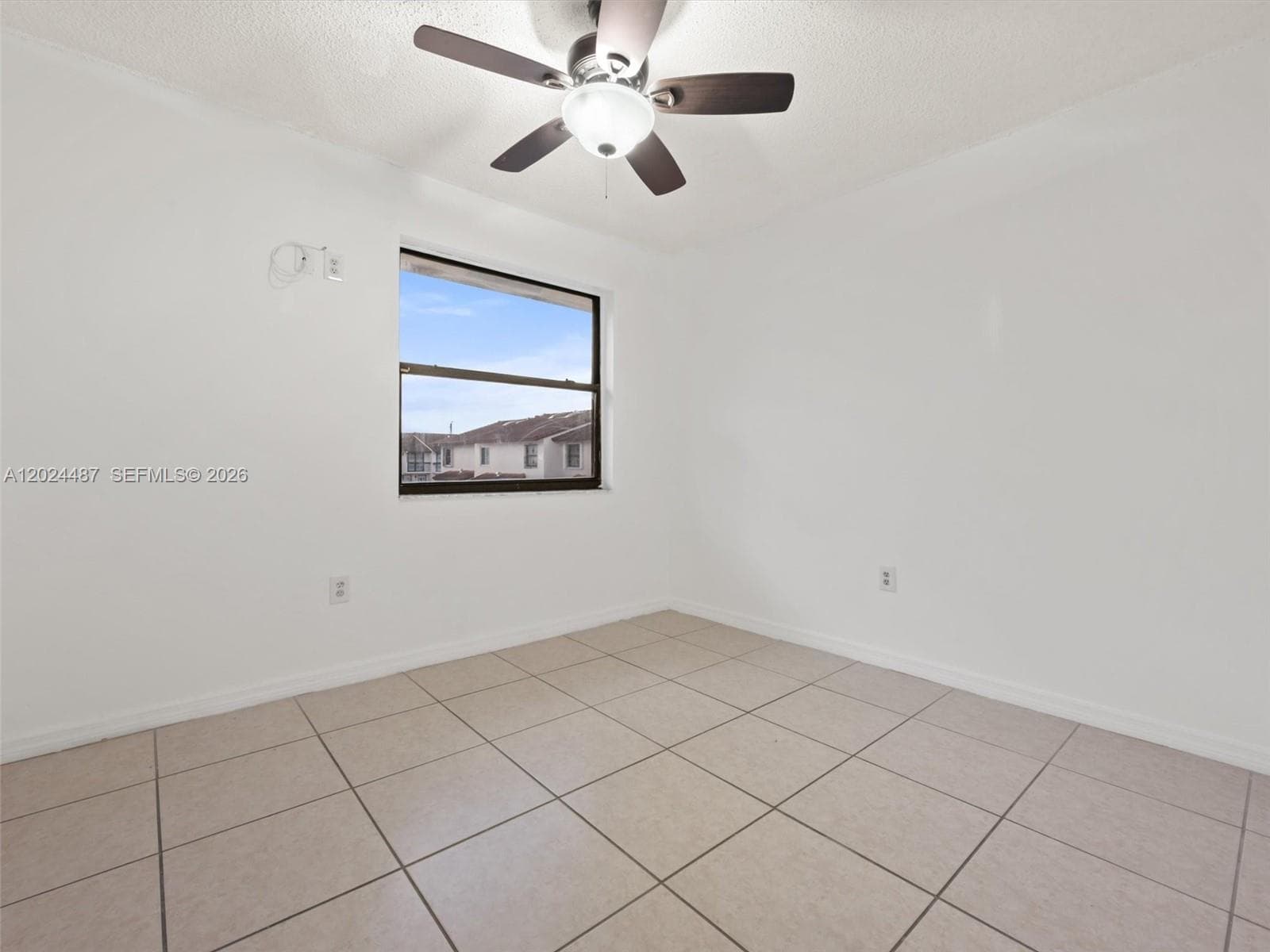 5437 W 21st Ave # 51, Hialeah FL 33016 — 25