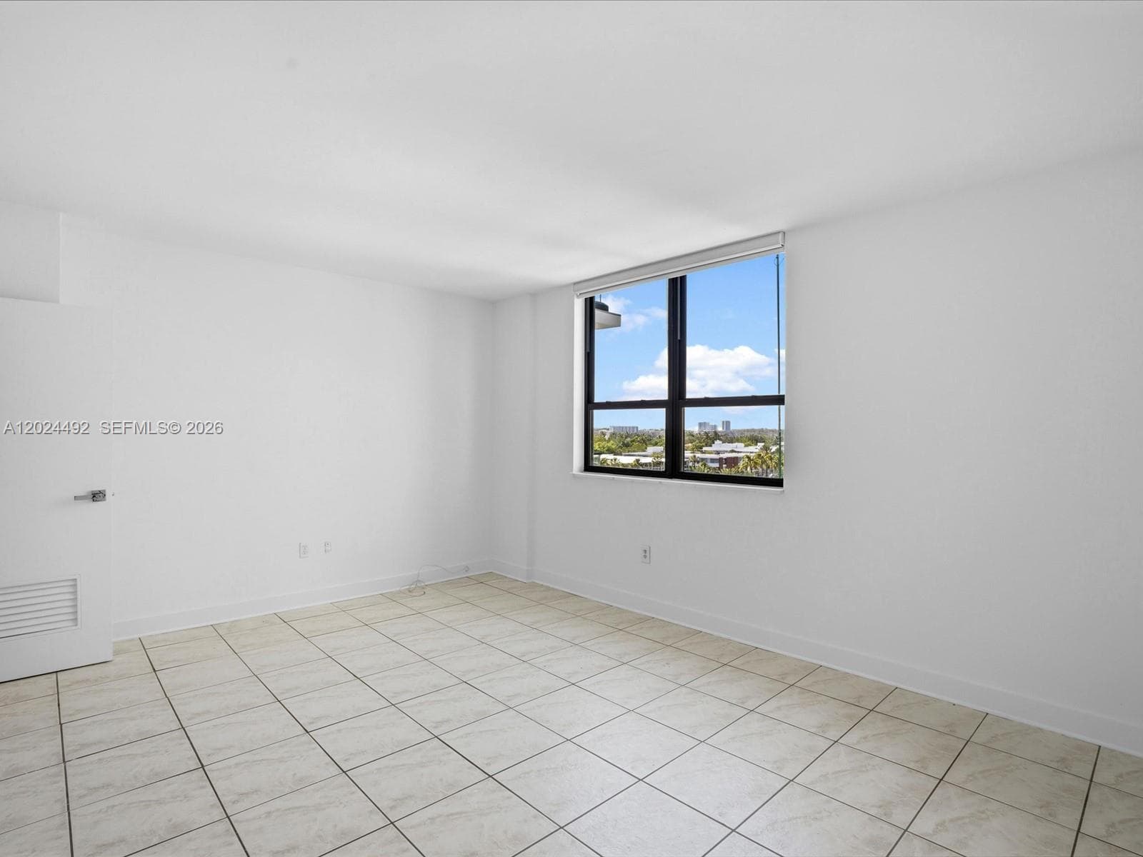 10185 Collins Ave # 703, Bal Harbour FL 33154 — 11