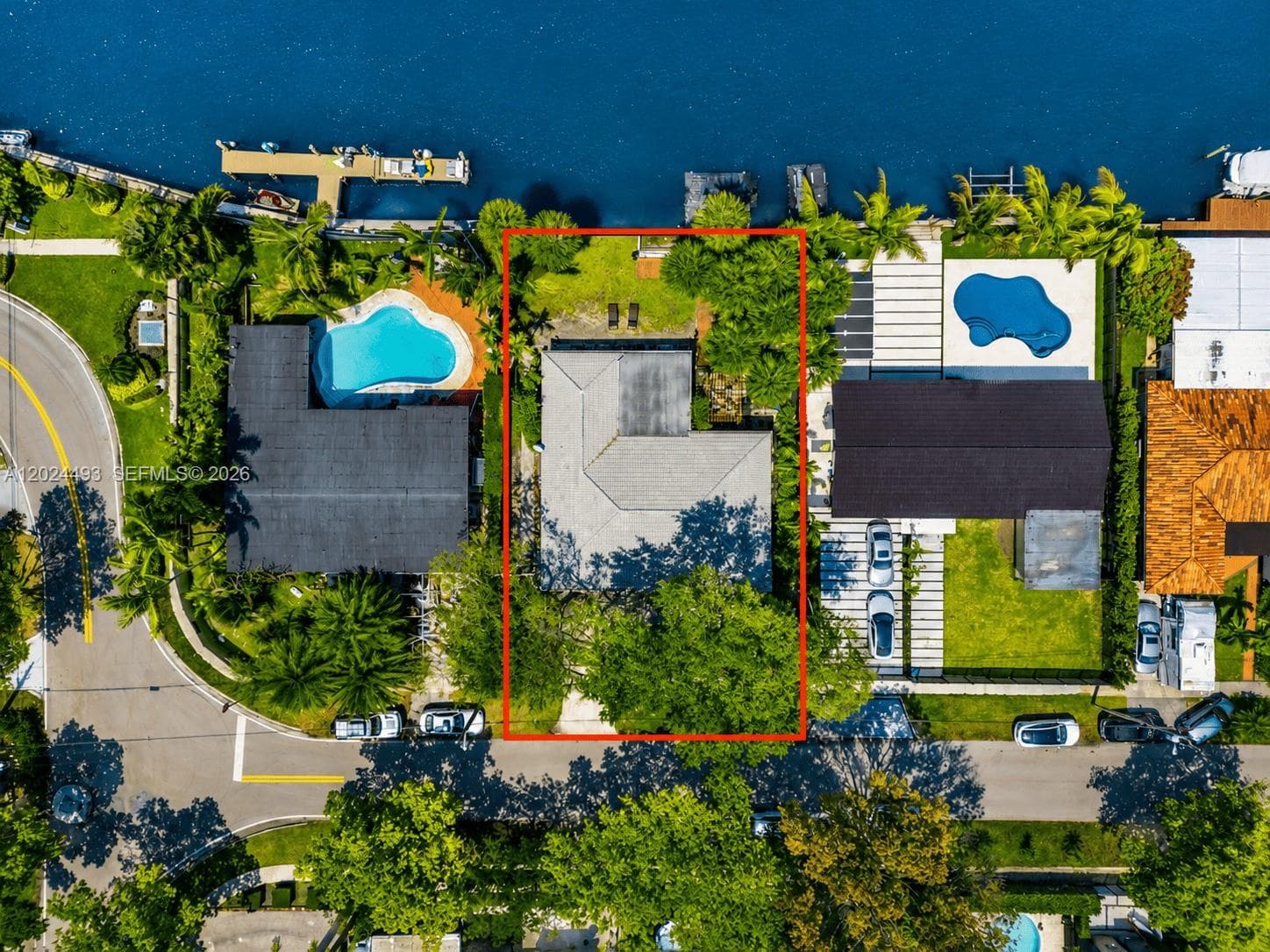1995 Ixora Rd, North Miami FL 33181 — 6