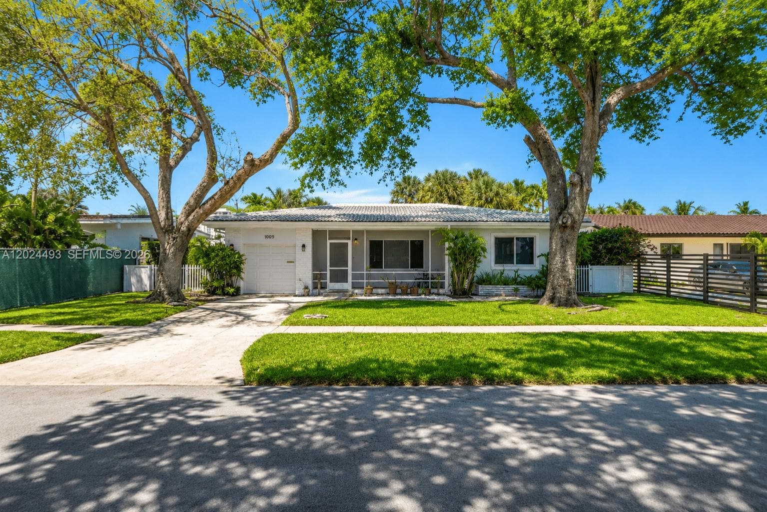1995 Ixora Rd, North Miami FL 33181 — 11