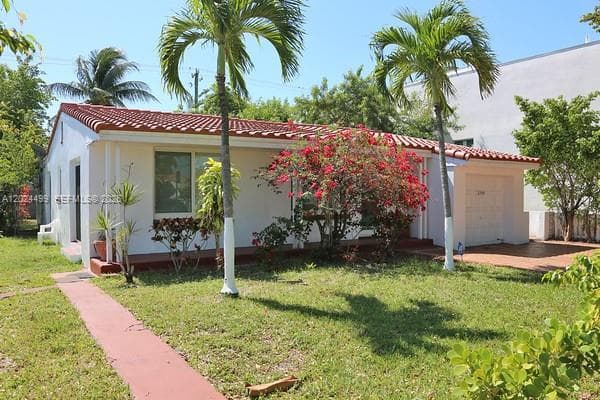 1380 71st St, Miami Beach FL 33141 — 1