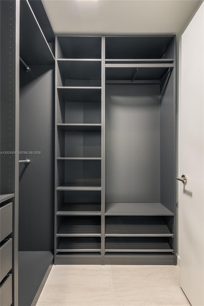 77 SE 5TH STREET # 2602, Miami FL 33131 — 27