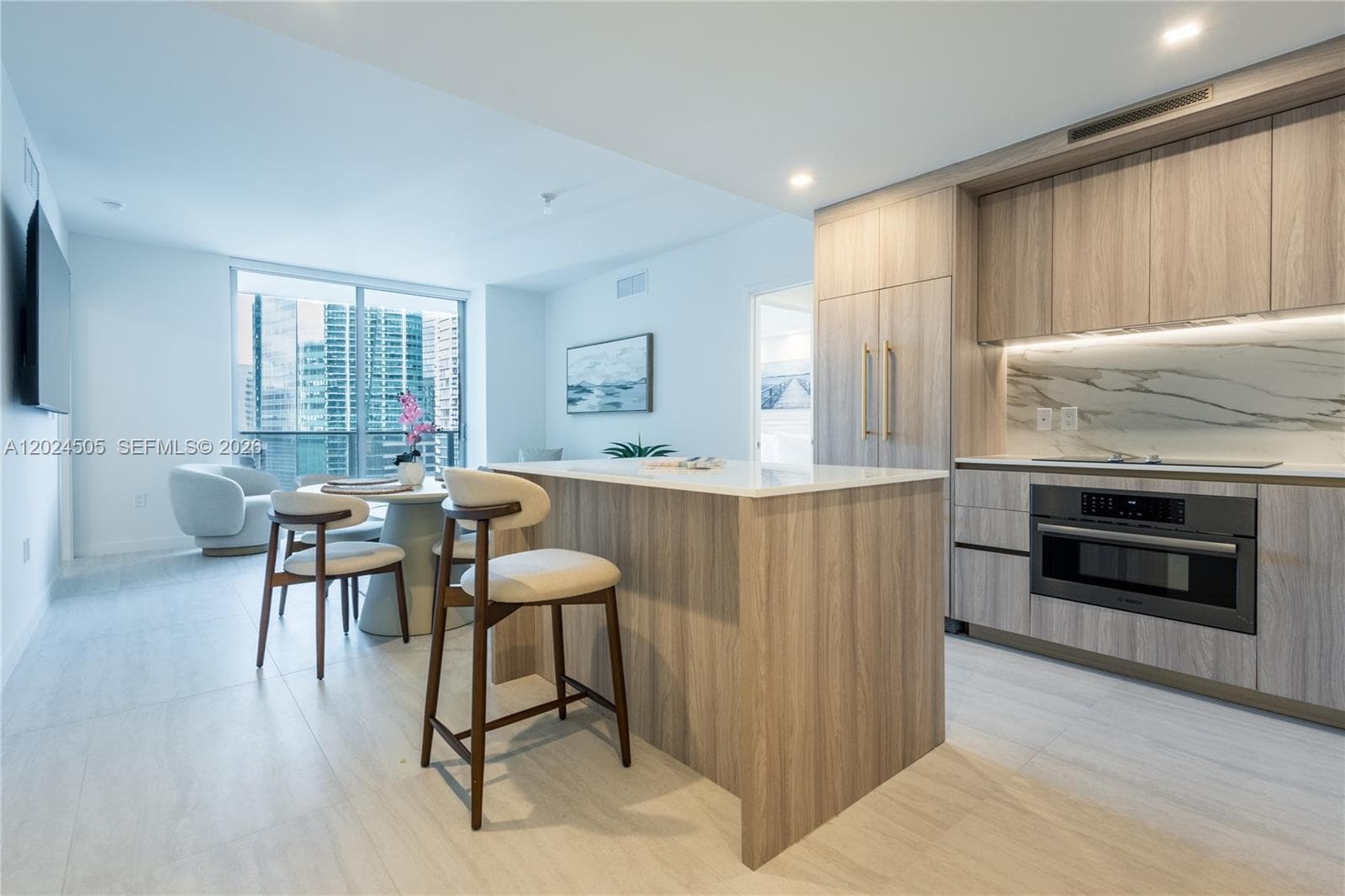 77 SE 5TH STREET # 2602, Miami FL 33131 — 7