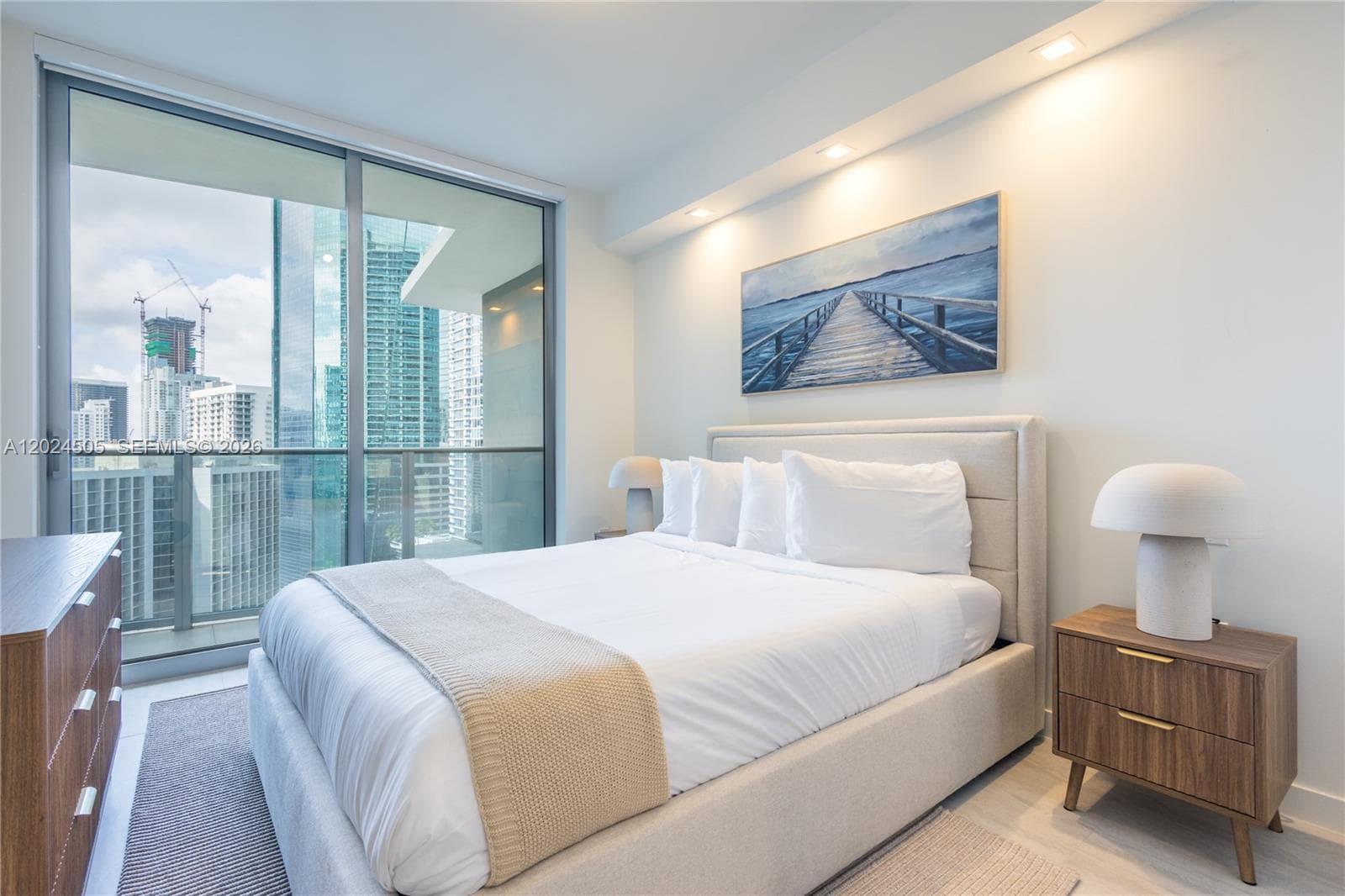 77 SE 5TH STREET # 2602, Miami FL 33131 — 18