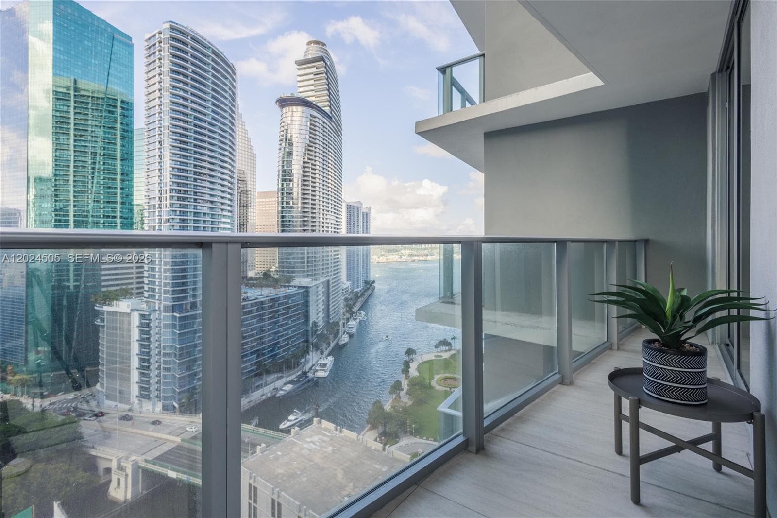 77 SE 5TH STREET # 2602, Miami FL 33131 — 35