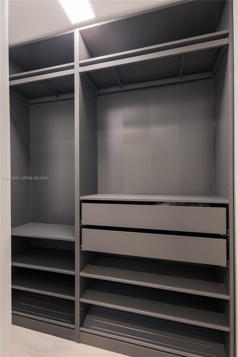 77 SE 5TH STREET # 2602, Miami FL 33131 — 25