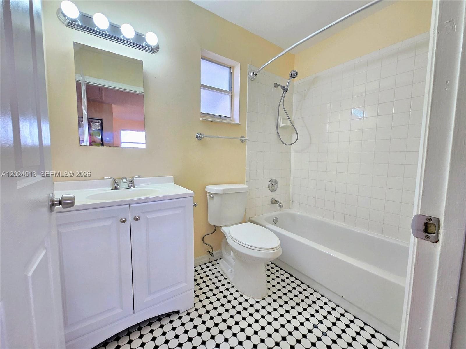 854 SW 8th Pl, Florida City FL 33034 — 14