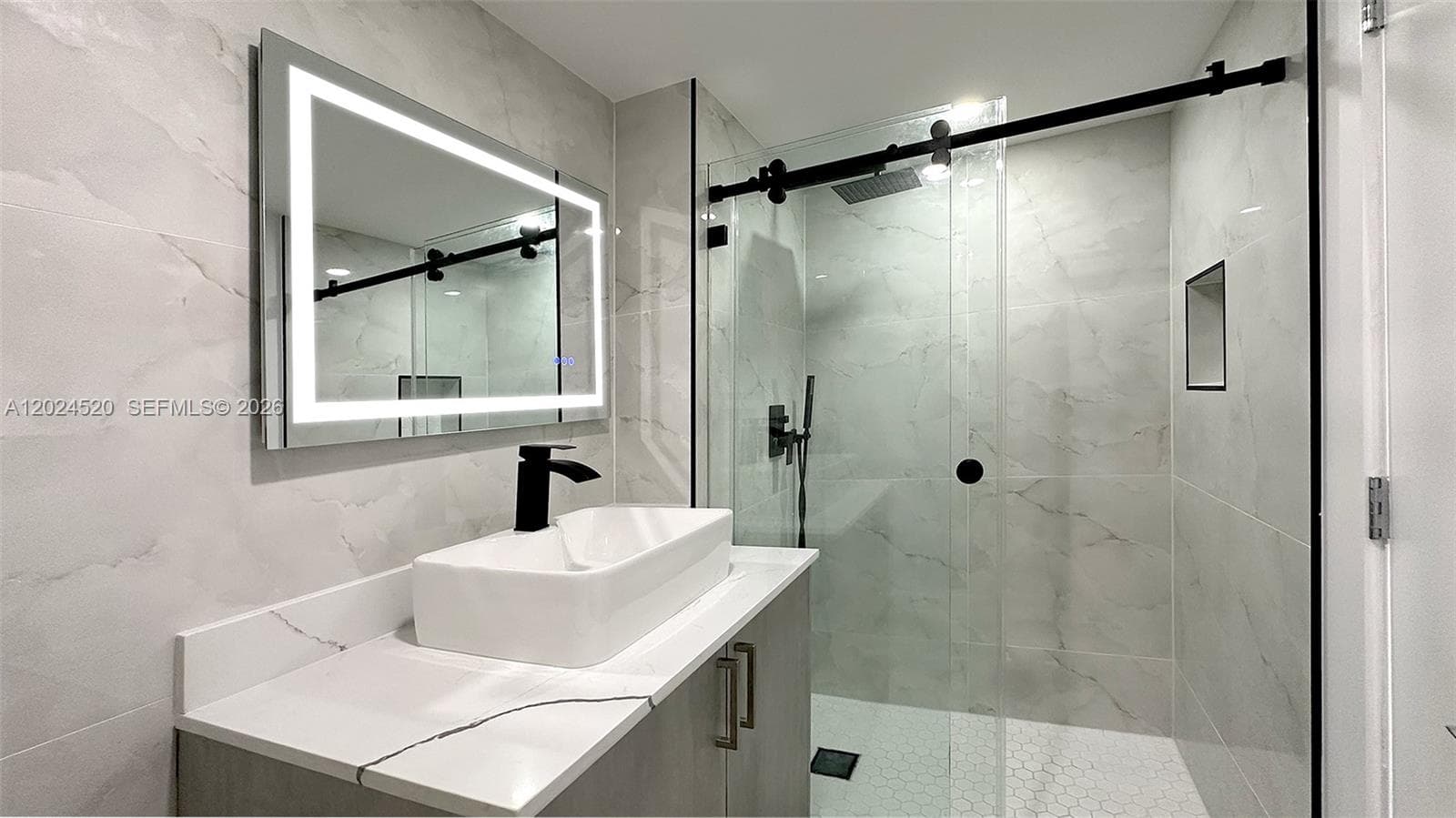 2750 NE 183rd St # 1508, Aventura FL 33160 — 17