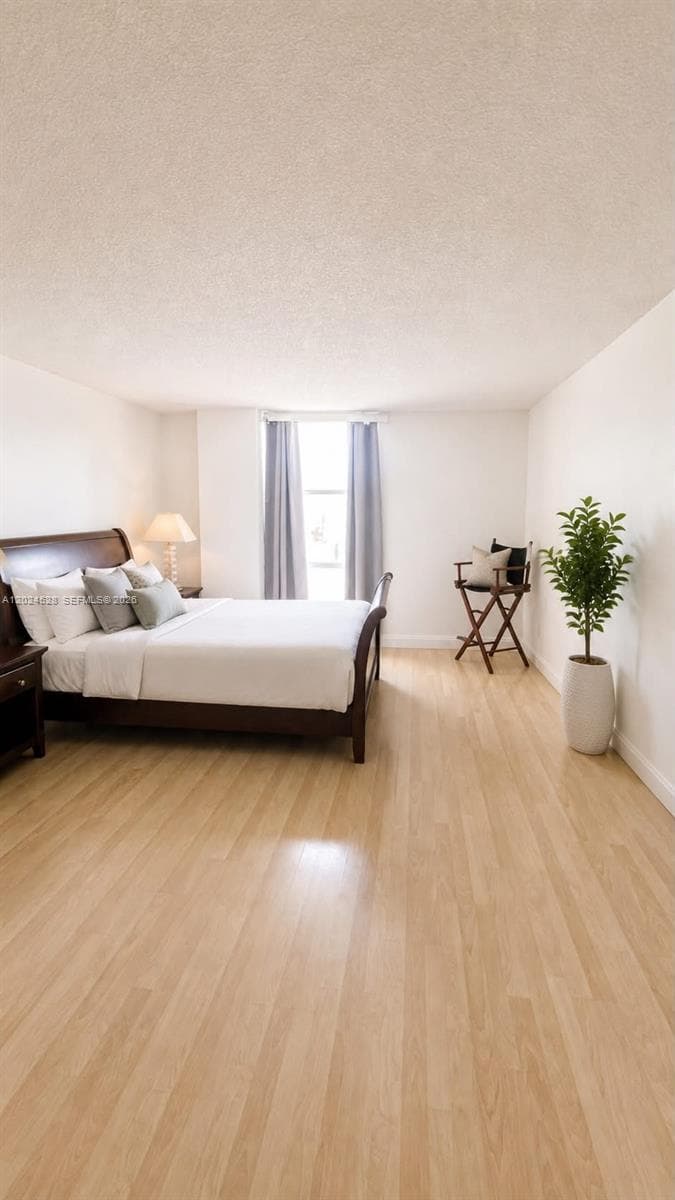 2350 NE 135th St # 206, North Miami FL 33181 — 16