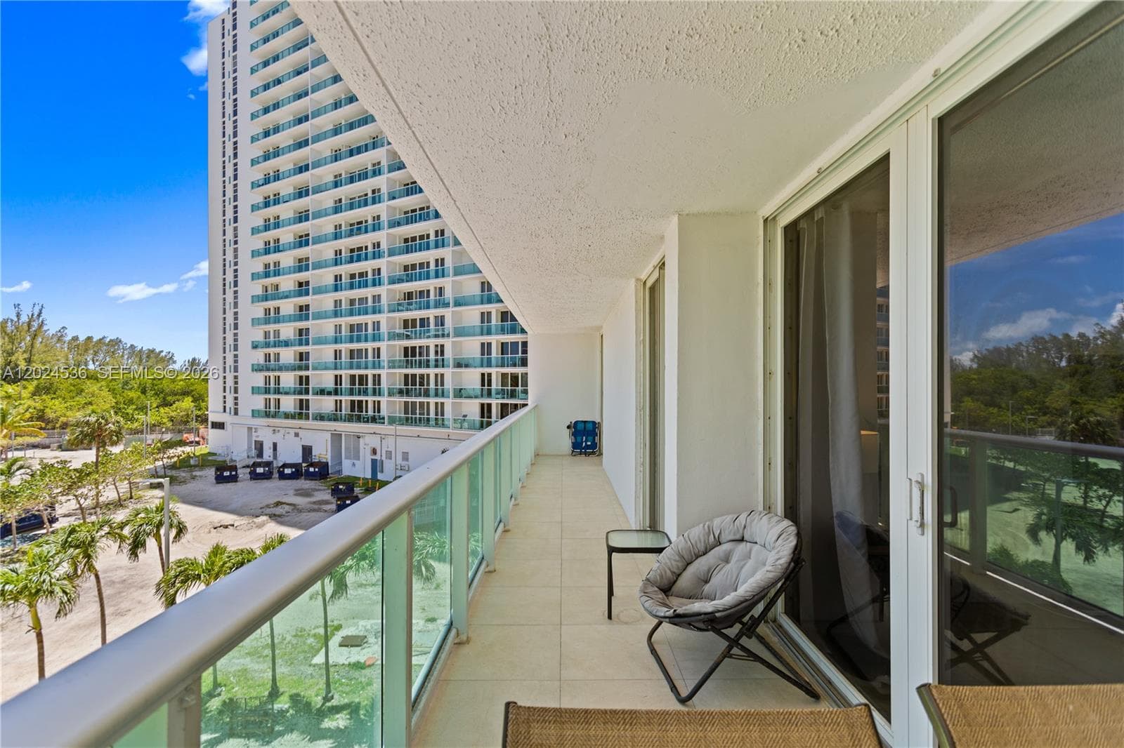 100 Bayview Dr # 307, Sunny Isles Beach FL 33160 — 2