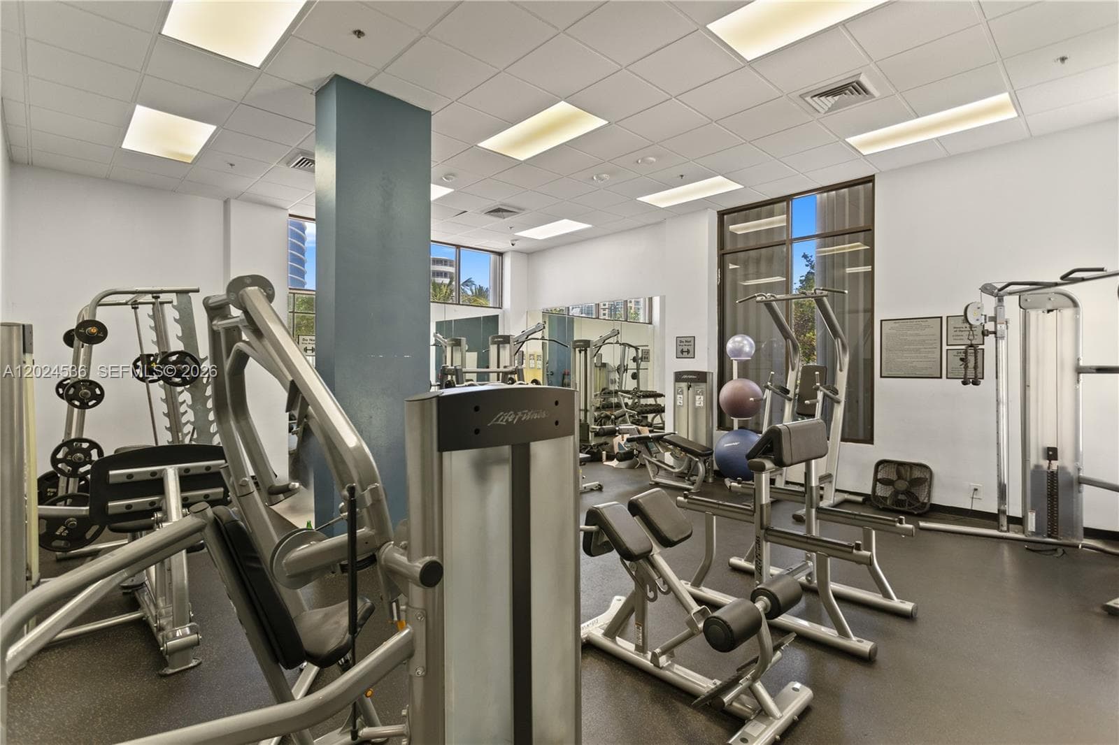 100 Bayview Dr # 307, Sunny Isles Beach FL 33160 — 24