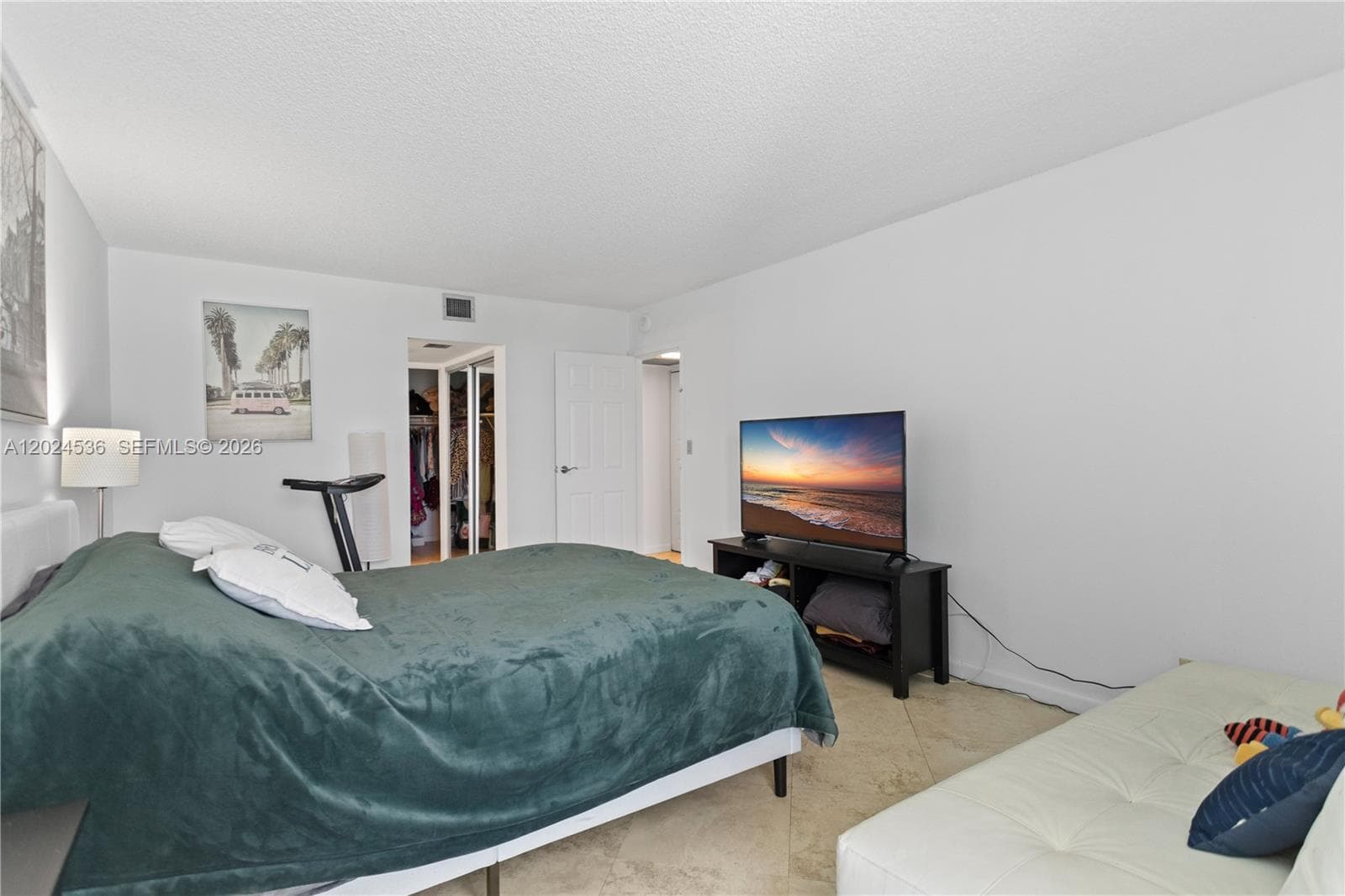 100 Bayview Dr # 307, Sunny Isles Beach FL 33160 — 18