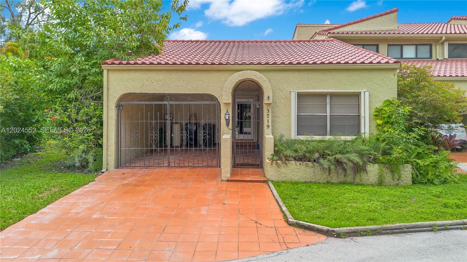 3719 Estepona Ave, Doral FL 33178 — 2