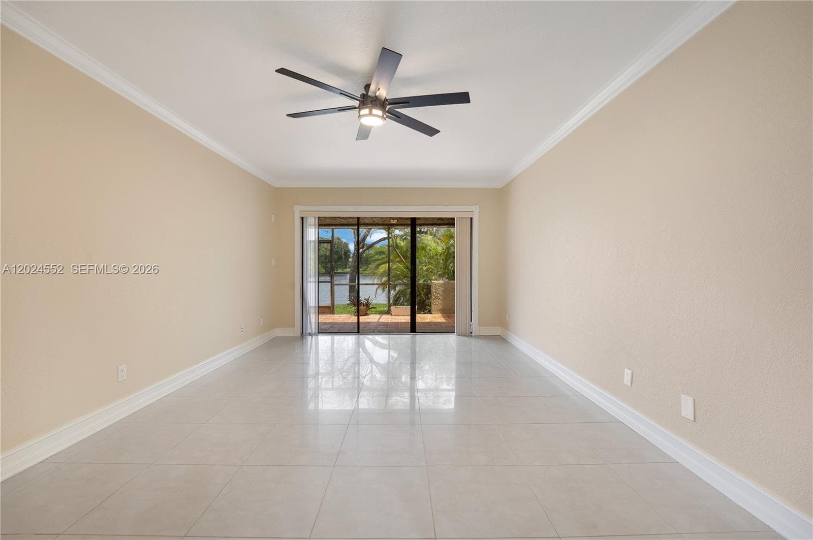 3719 Estepona Ave, Doral FL 33178 — 17