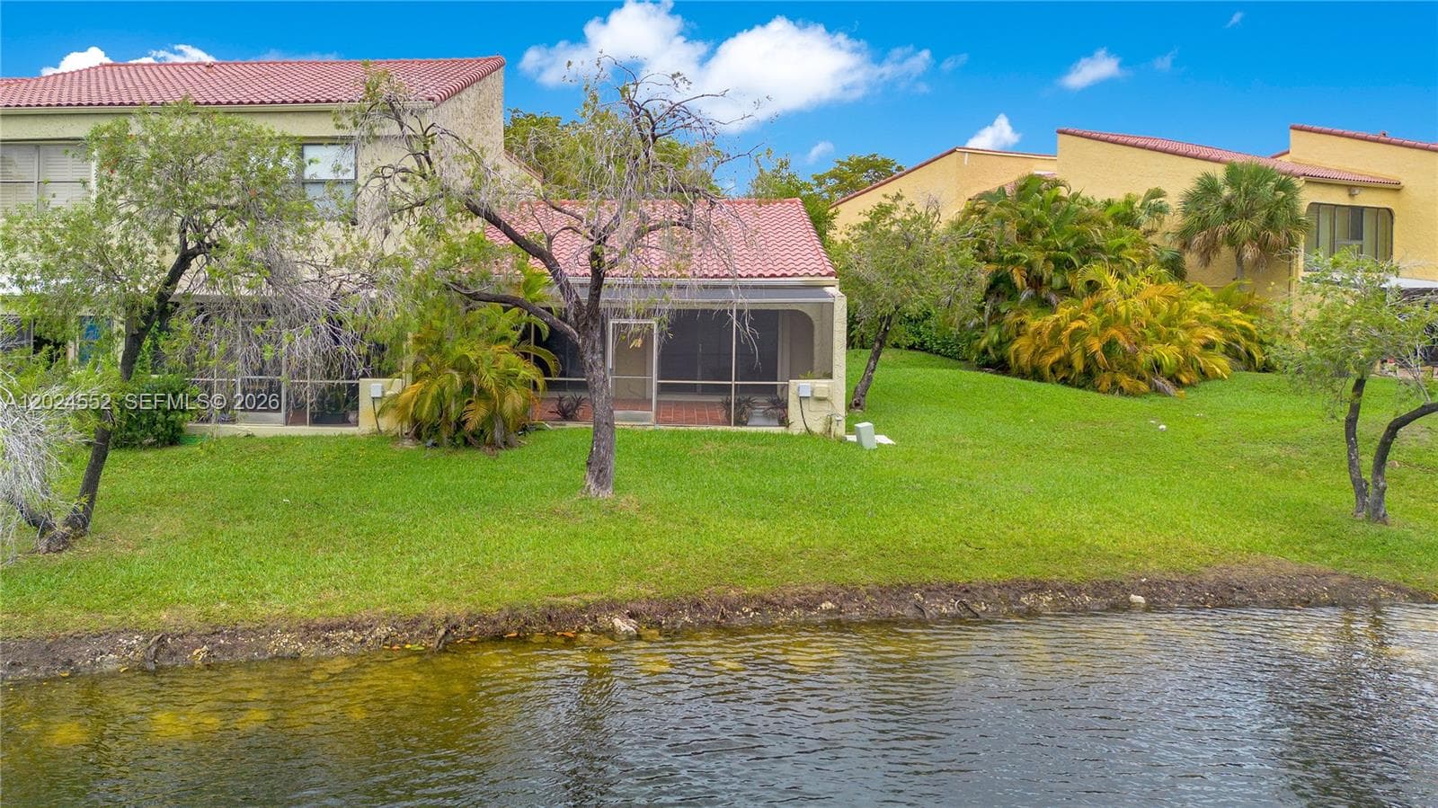 3719 Estepona Ave, Doral FL 33178 — 33