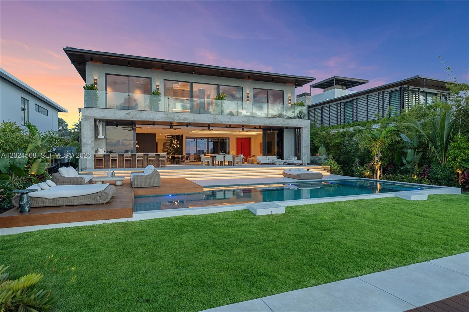 857 N Shore Dr, Miami Beach FL 33141 — 30