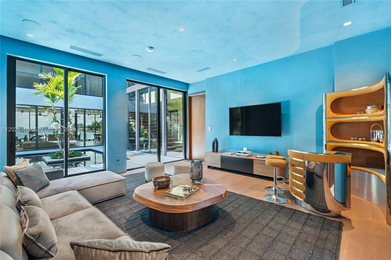 857 N Shore Dr, Miami Beach FL 33141 — 31