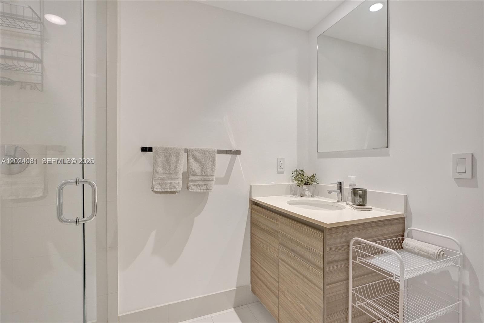121 NE 34th St # 2310, Miami FL 33137 — 27