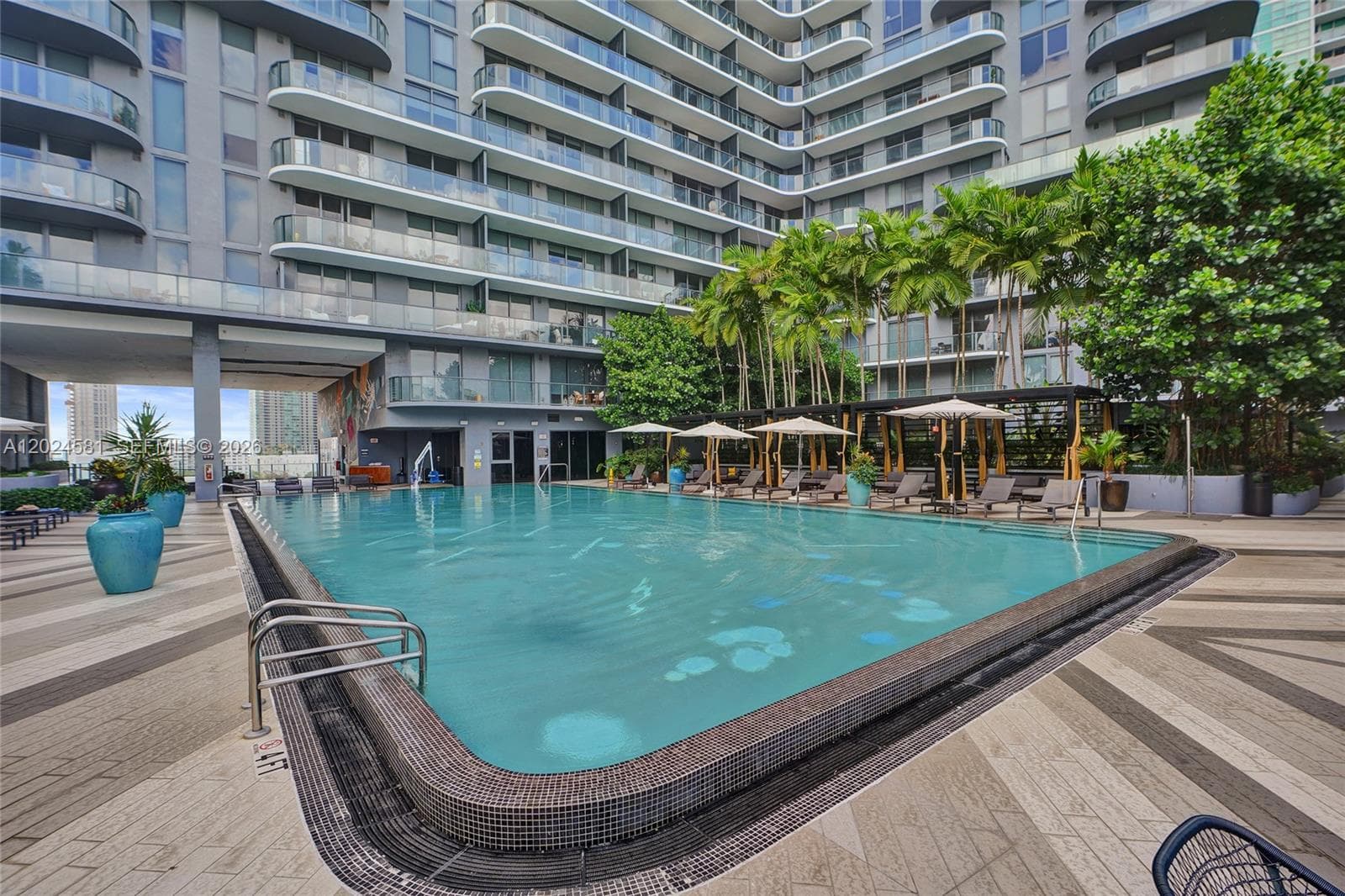 121 NE 34th St # 2310, Miami FL 33137 — 49