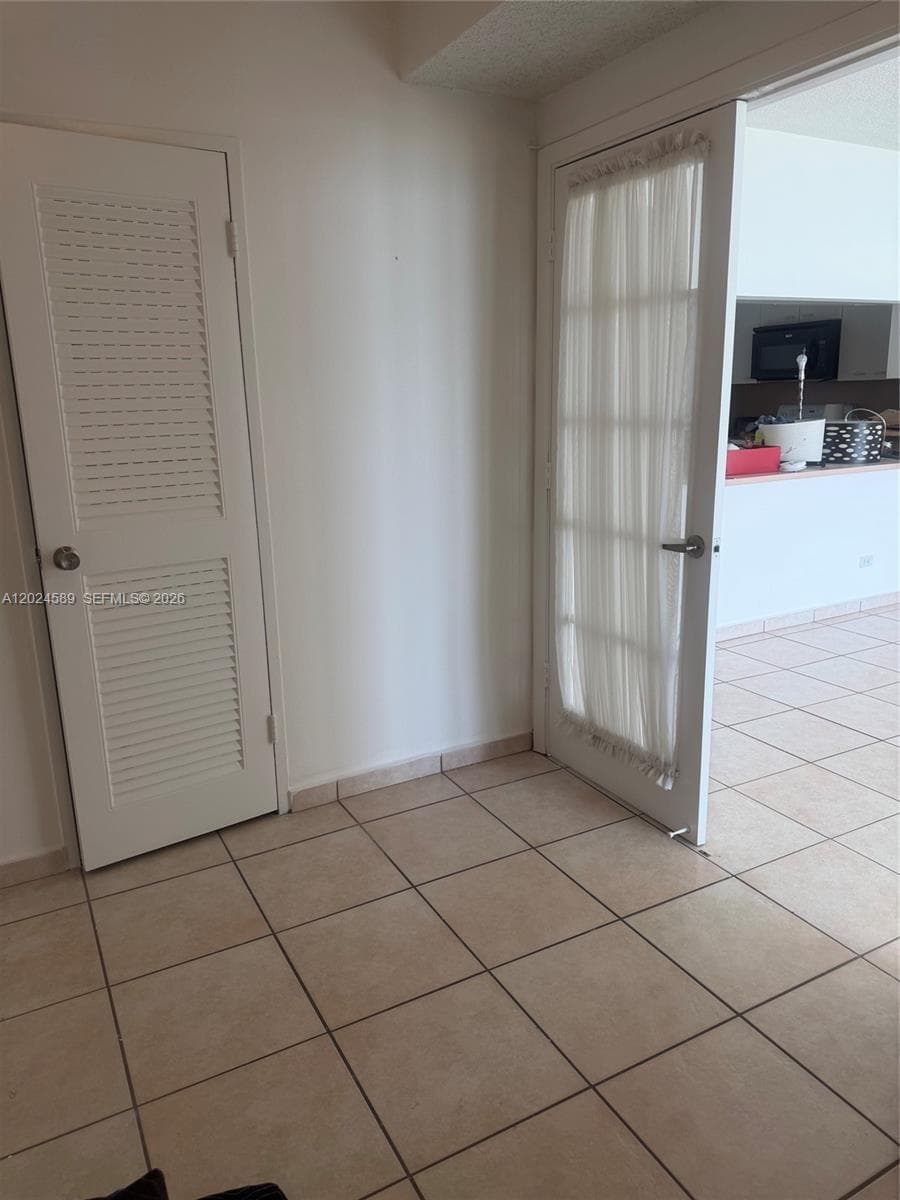 5601 COLLINS AV # 607, Miami Beach FL 33140 — 14