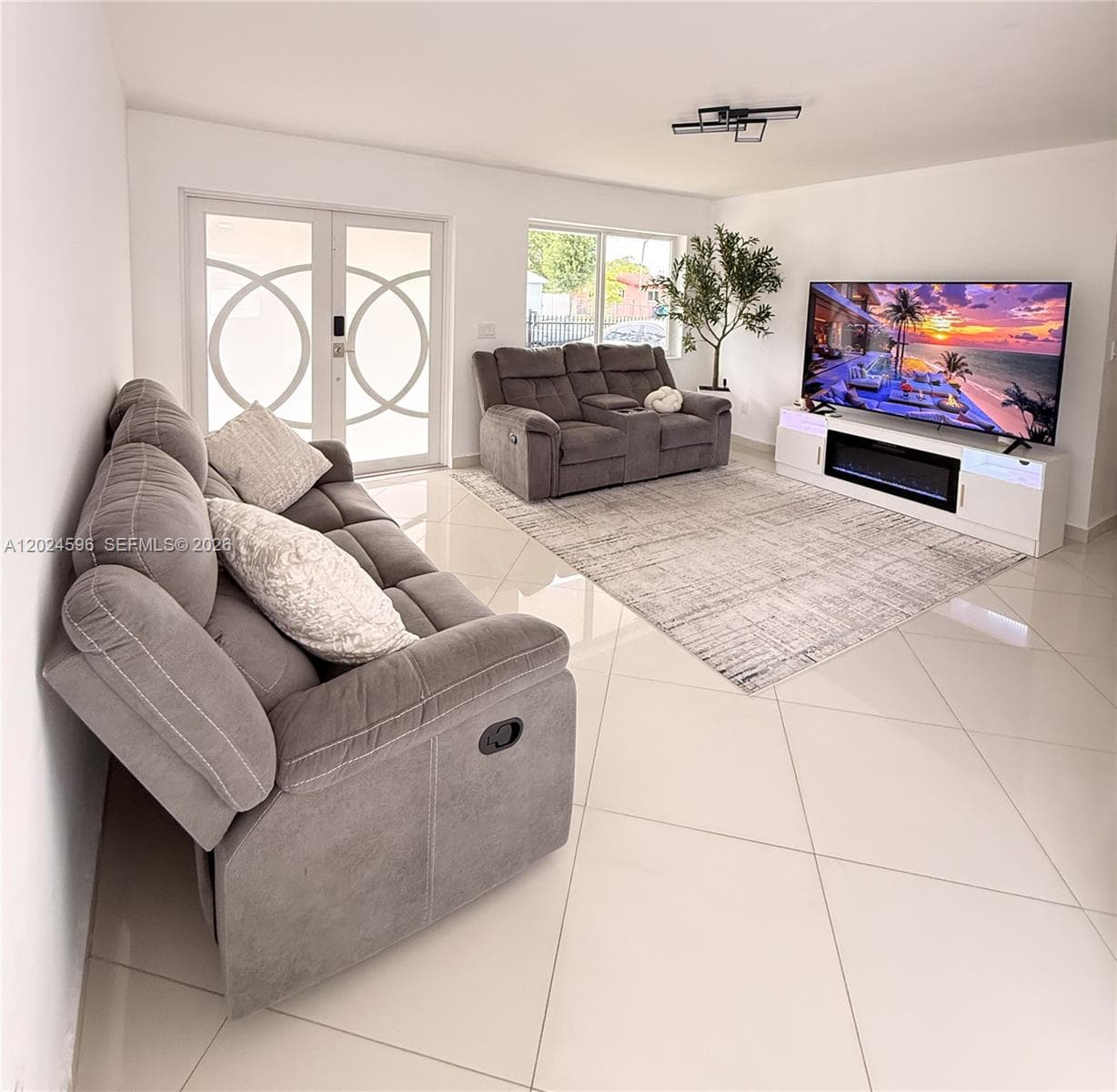 20130 SW 106th Ave, Cutler Bay FL 33189 — 2
