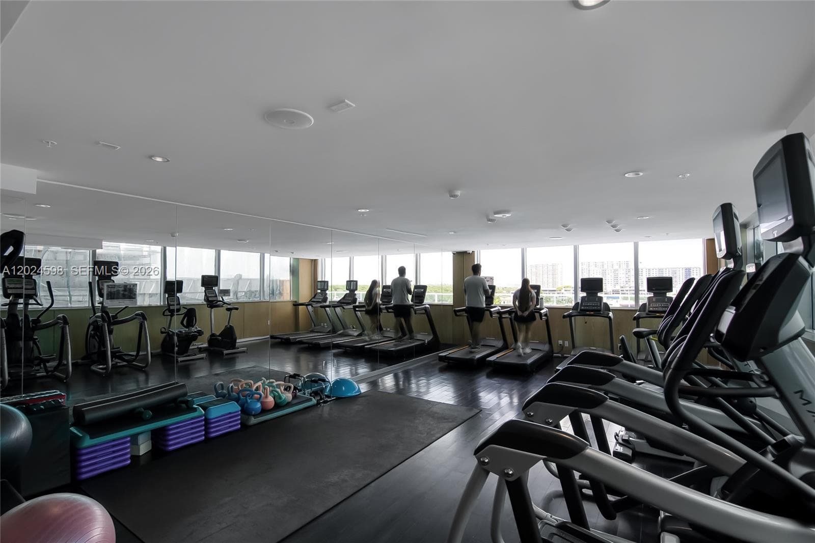 400 Sunny Isles Blvd # 1202, Sunny Isles Beach FL 33160 — 62