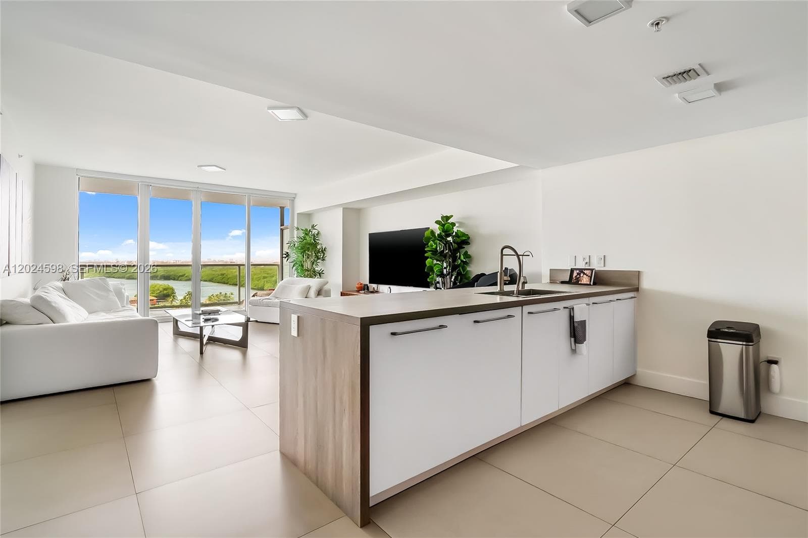 400 Sunny Isles Blvd # 1202, Sunny Isles Beach FL 33160 — 22