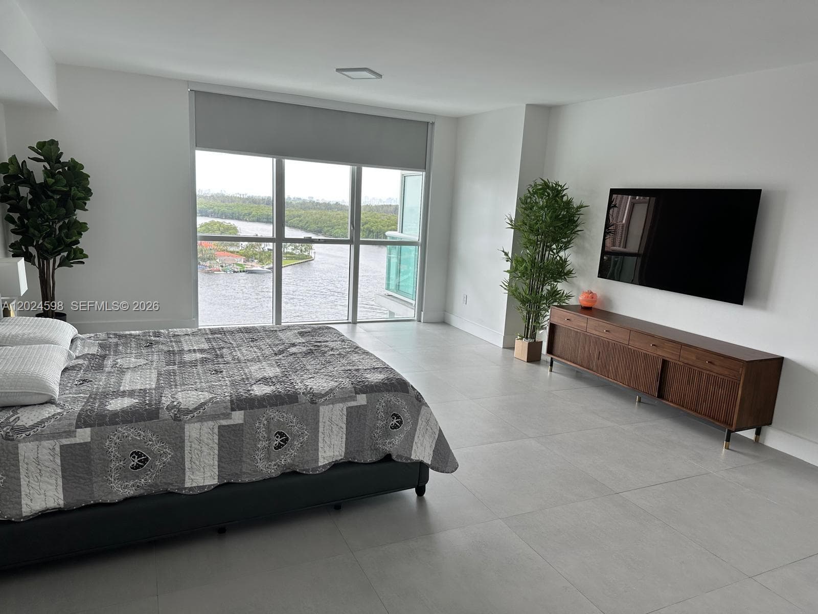 400 Sunny Isles Blvd # 1202, Sunny Isles Beach FL 33160 — 30