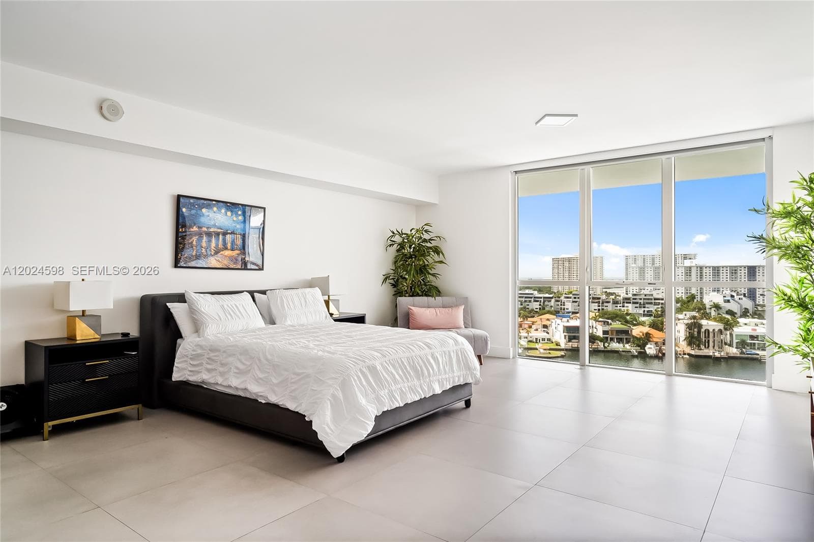 400 Sunny Isles Blvd # 1202, Sunny Isles Beach FL 33160 — 44