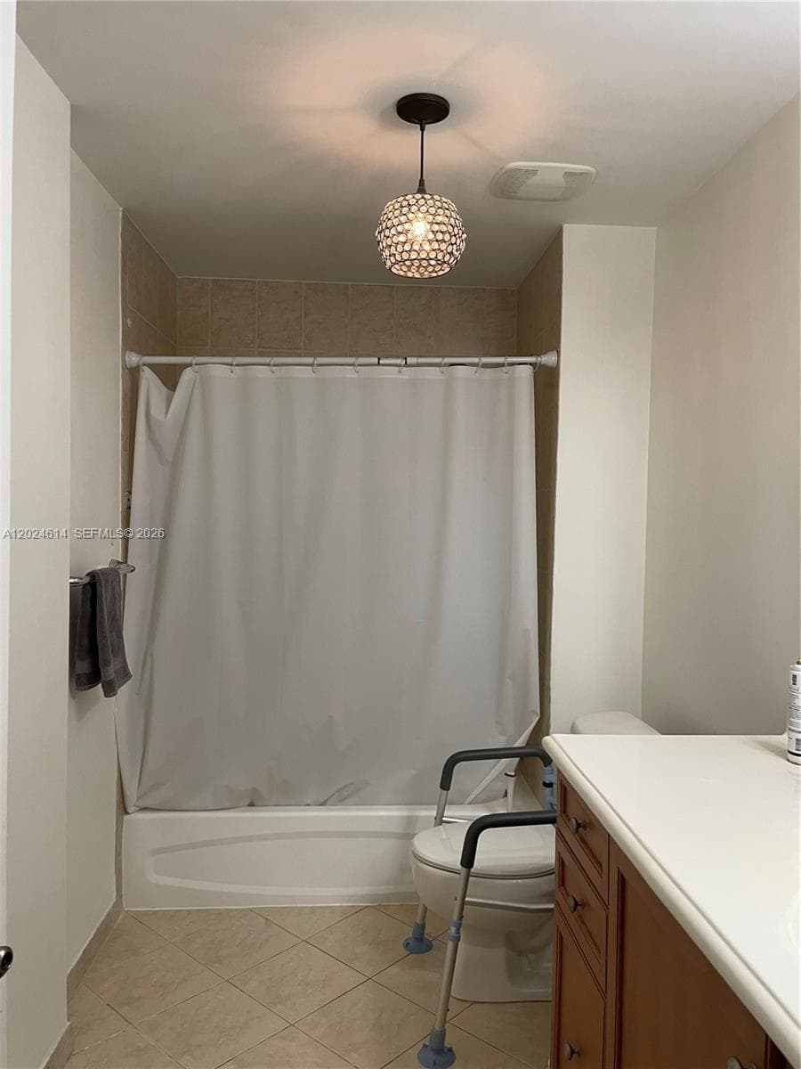 8390 SW 72nd Ave # 411, Miami FL 33143 — 7