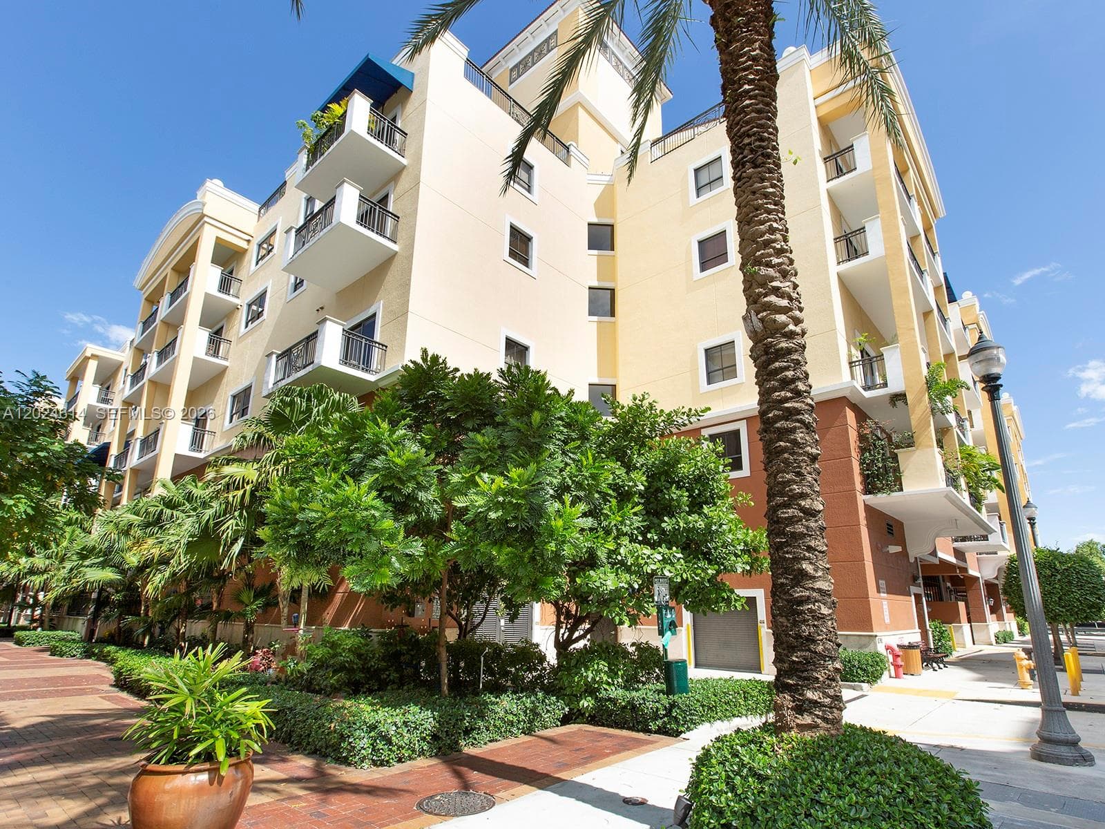 8390 SW 72nd Ave # 411, Miami FL 33143 — 14