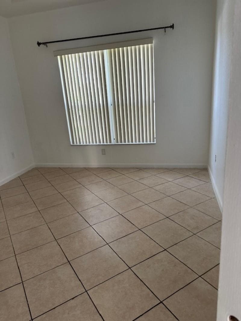 1056 NE 39th Avenue, Homestead FL 33033 — 5