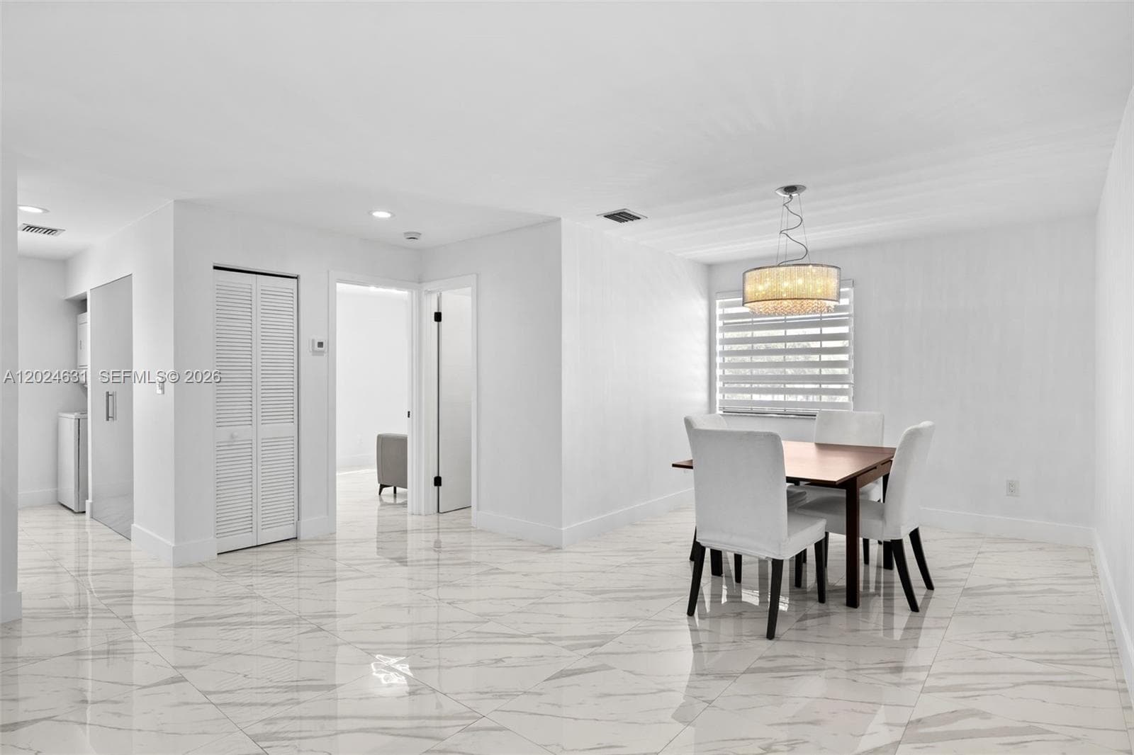 3549 Magellan Cir # 418, Aventura FL 33180 — 3