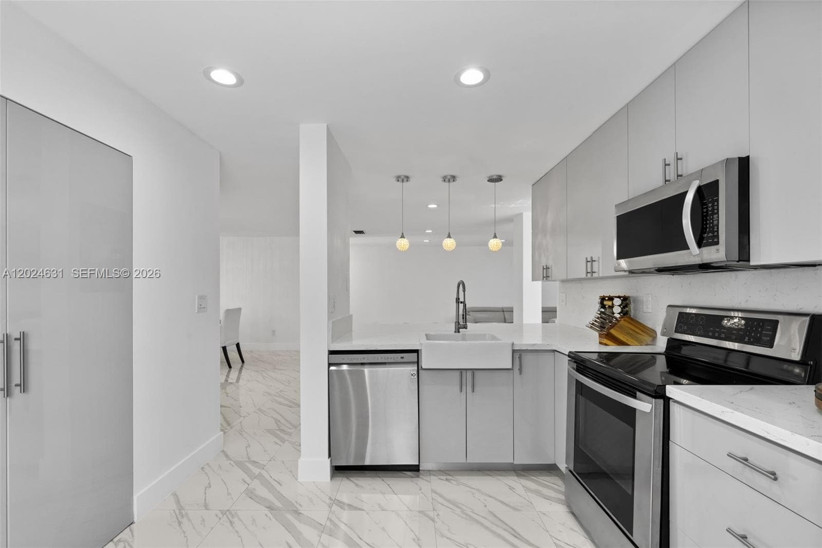 3549 Magellan Cir # 418, Aventura FL 33180 — 10