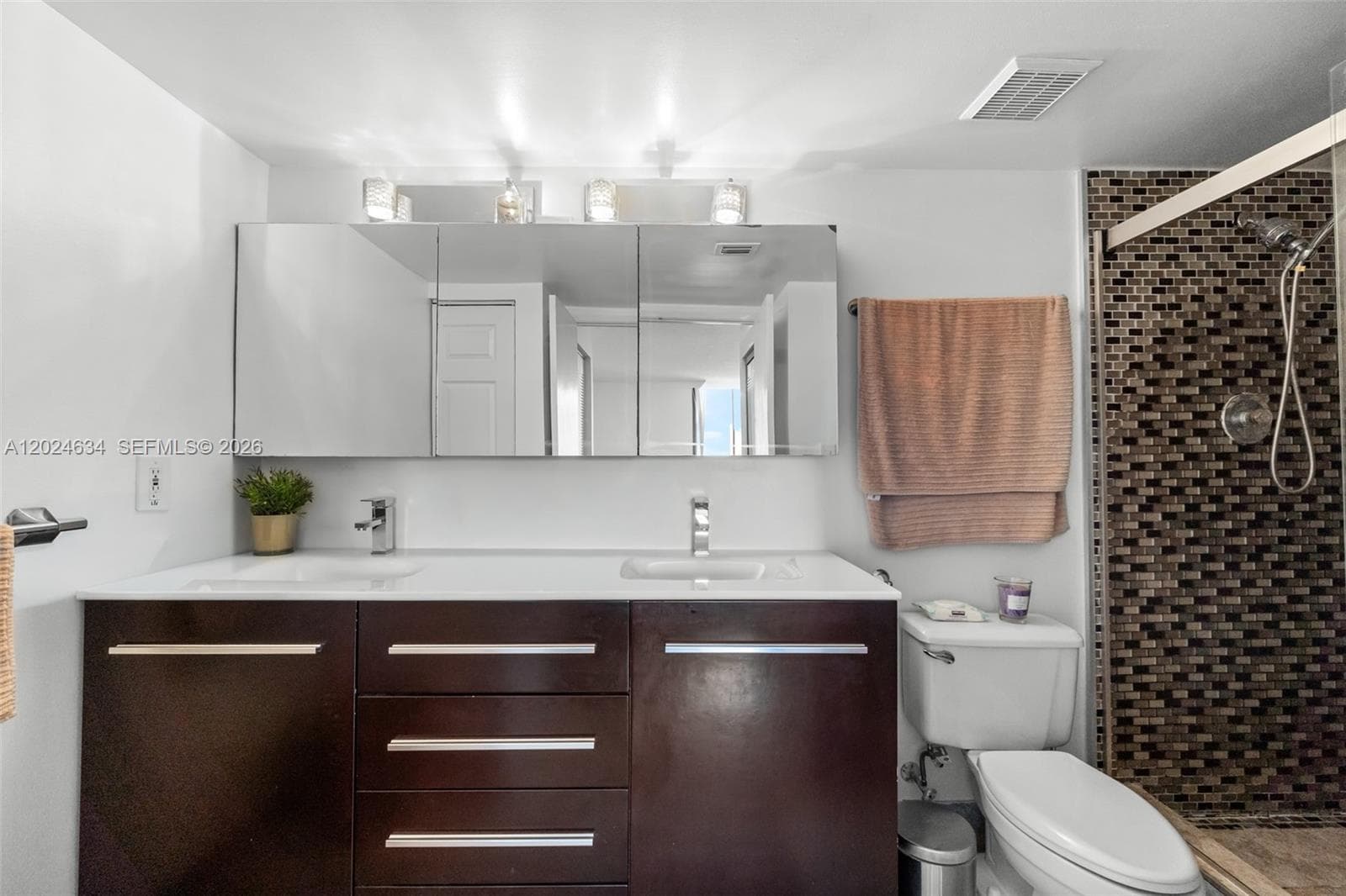 3300 NE 192nd St # 1601, Aventura FL 33180 — 17